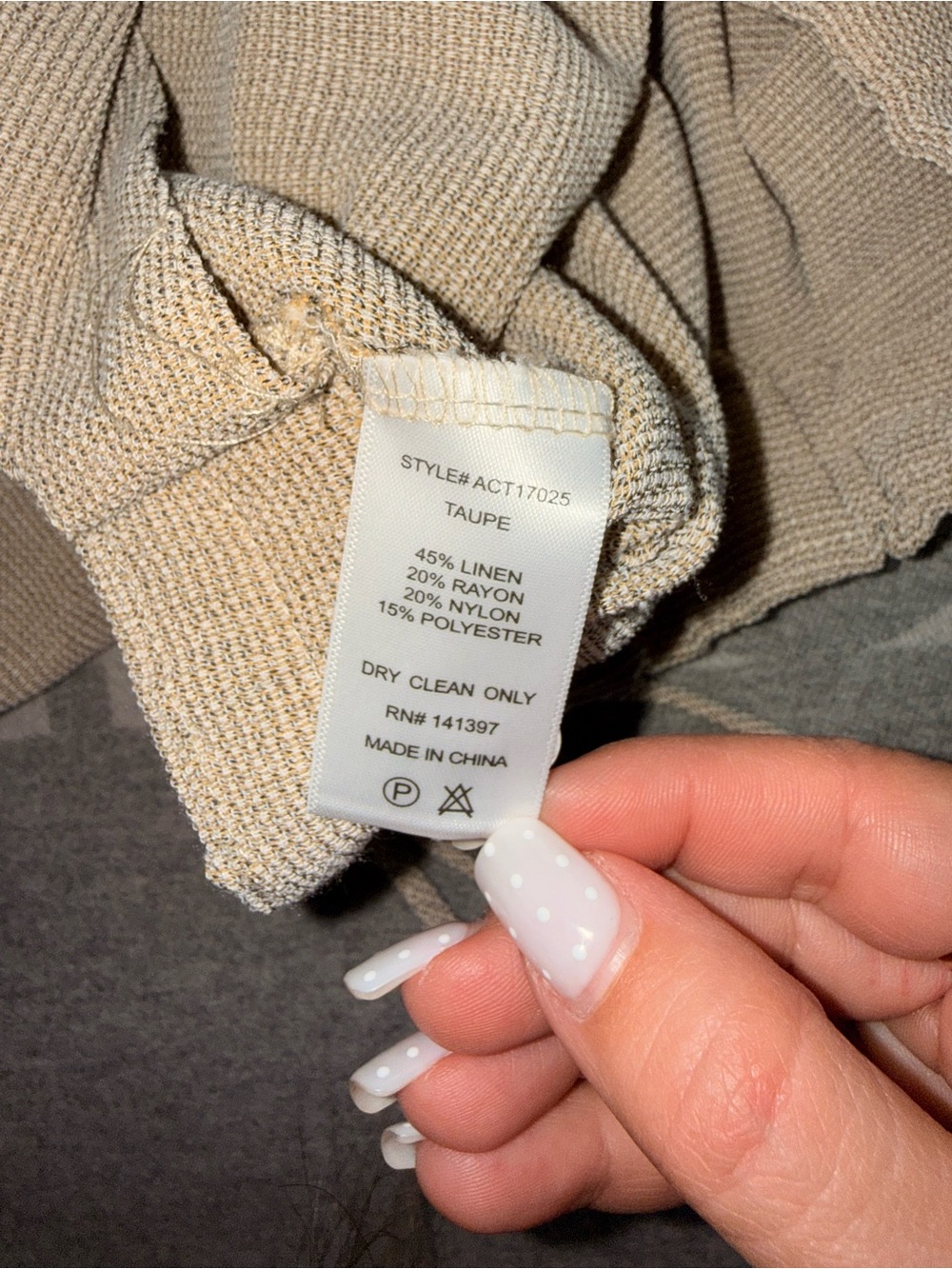 ASTR the Label long sleeve crop linen top - Picture 8 of 10